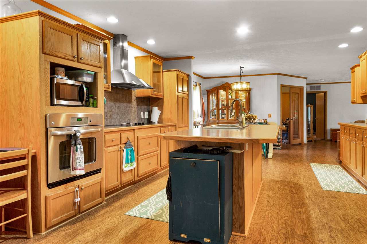 1920 South Coleman Road Shepherd, MI 48883 - Photo 17 of 47 1894162-16.JPG