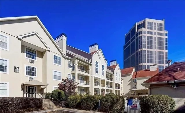 $169,000 | 3655 Habersham Road Northeast, Unit 329, Atlanta, GA 30305