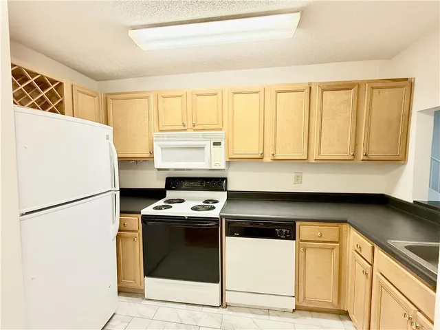 $169,000 | 3655 Habersham Road Northeast, Unit 329, Atlanta, GA 30305