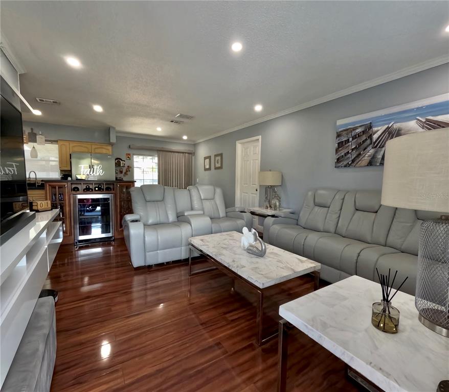 5928 Yorkshire Road Tampa, FL 33634 - Photo 5 of 66 Gallery Image 5