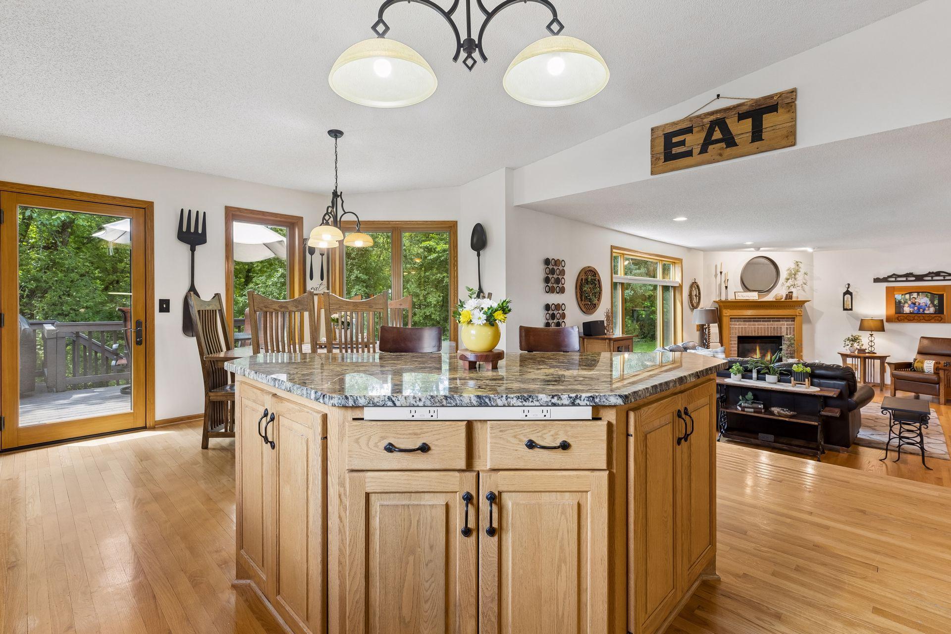16560 Lake Ridge Drive Maple Grove, MN 55311 - Photo 7 of 55