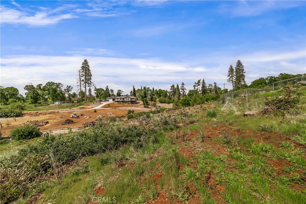 283 Roe Road Paradise, CA 95969 - Photo 21 of 33 a view of a city with green space