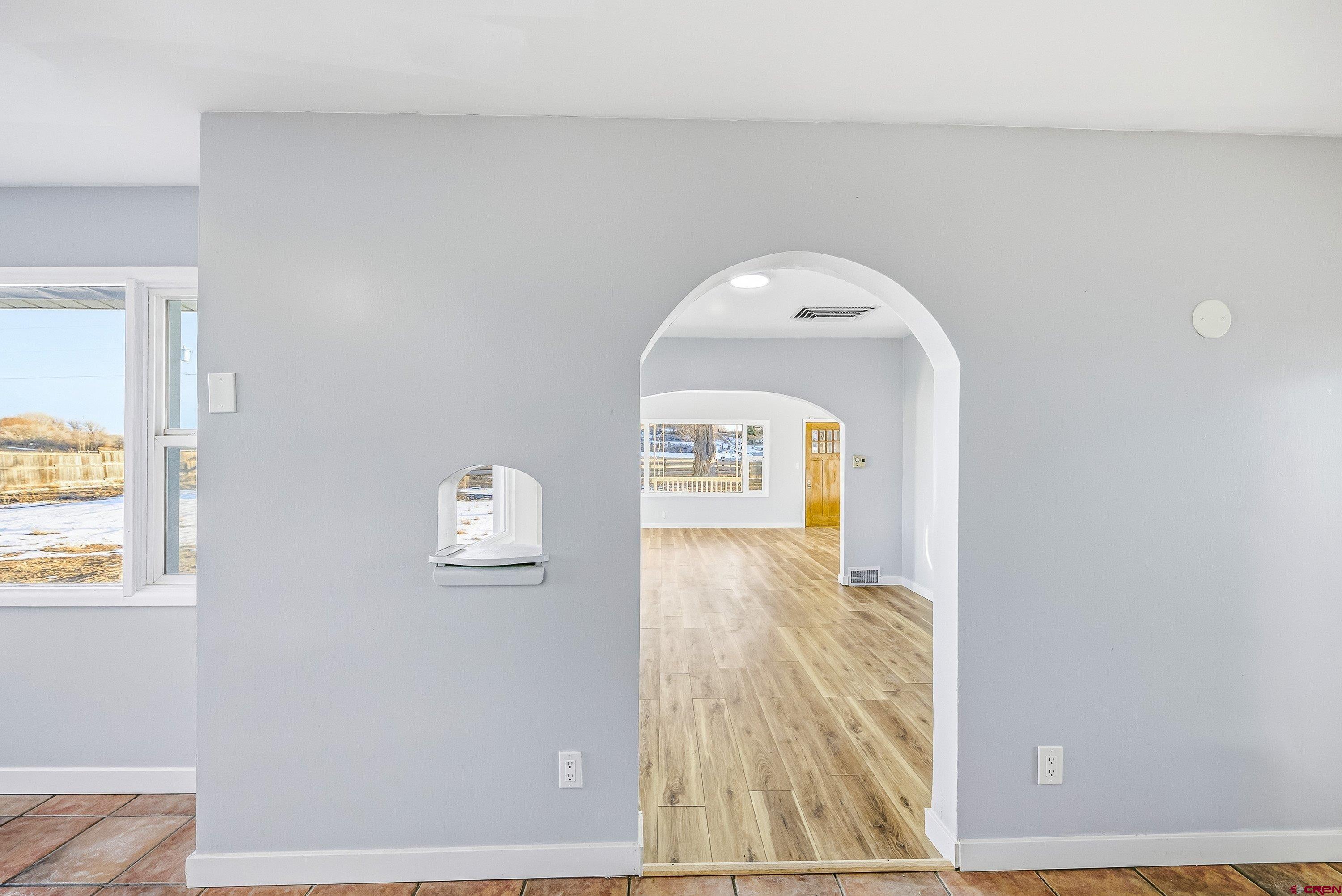 6038 Townsend Road Delta, CO 81416 - Photo 20 of 45 a view of a livingroom with wooden floor