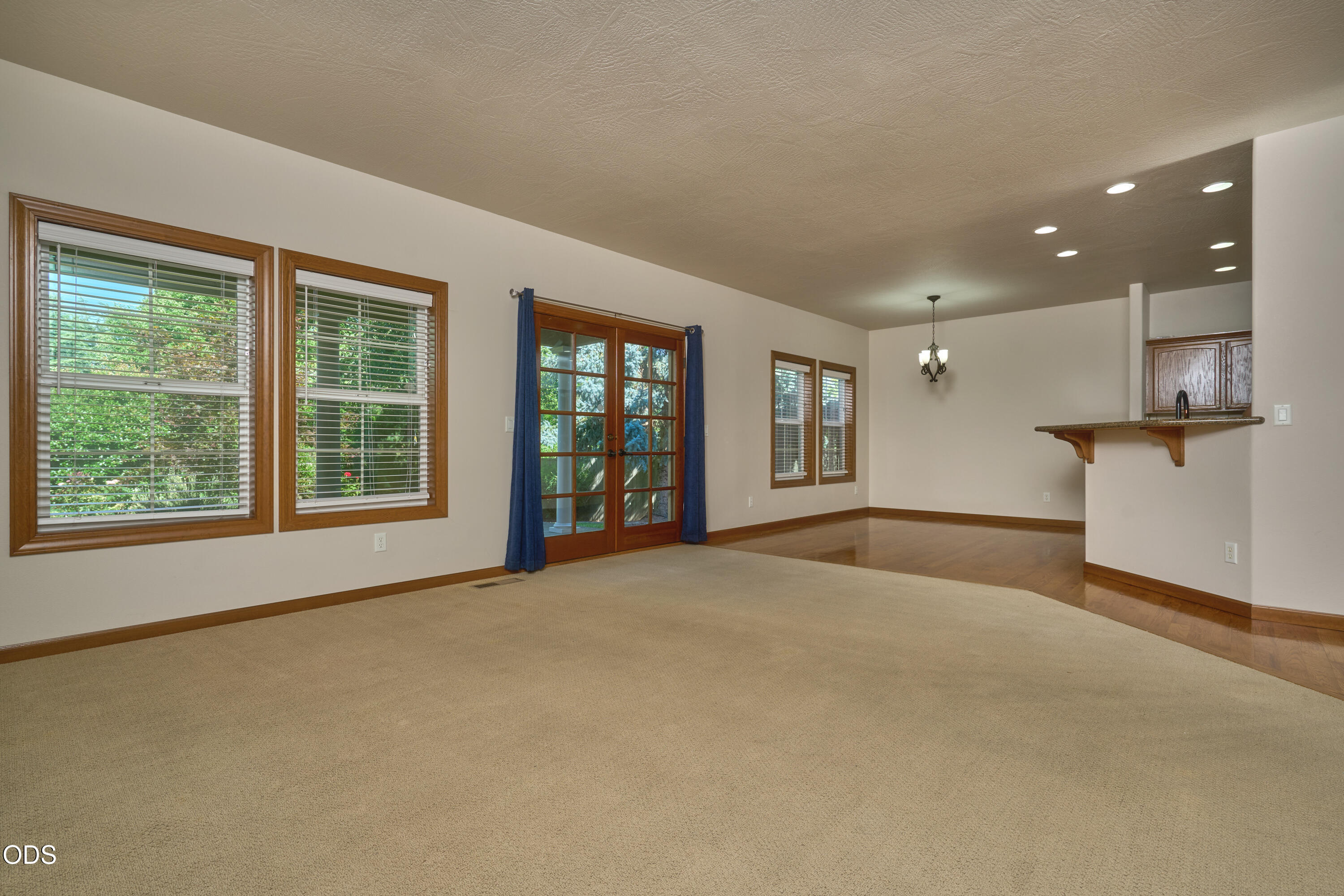 238 Fieldbrook Court Medford, OR 97504 - Photo 14 of 61