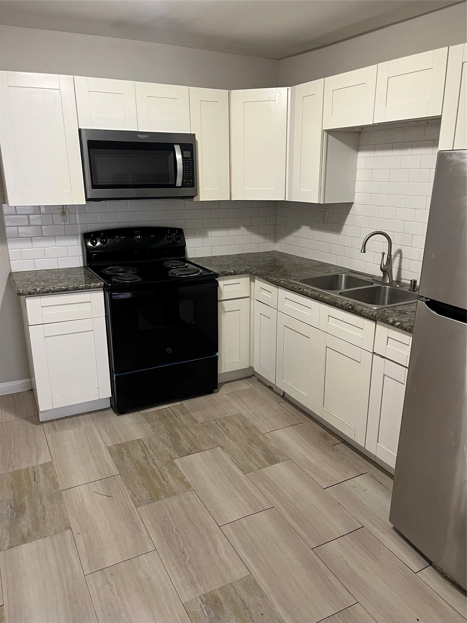 6813 Foster Street Houston, TX 77021 - Photo 3 of 16