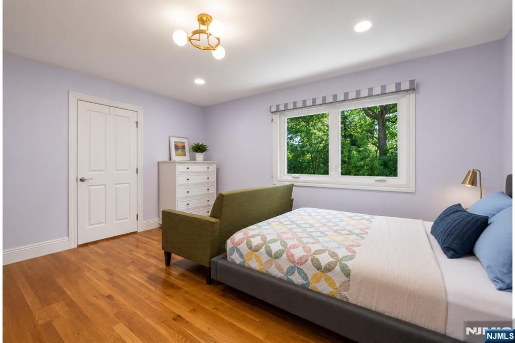 1152 Cumbermeade Road Fort Lee, NJ 07024 - Photo 29 of 42
