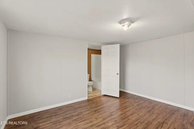 $250,000 | 574 Peach Orchard Road, Clinton, TN 37716