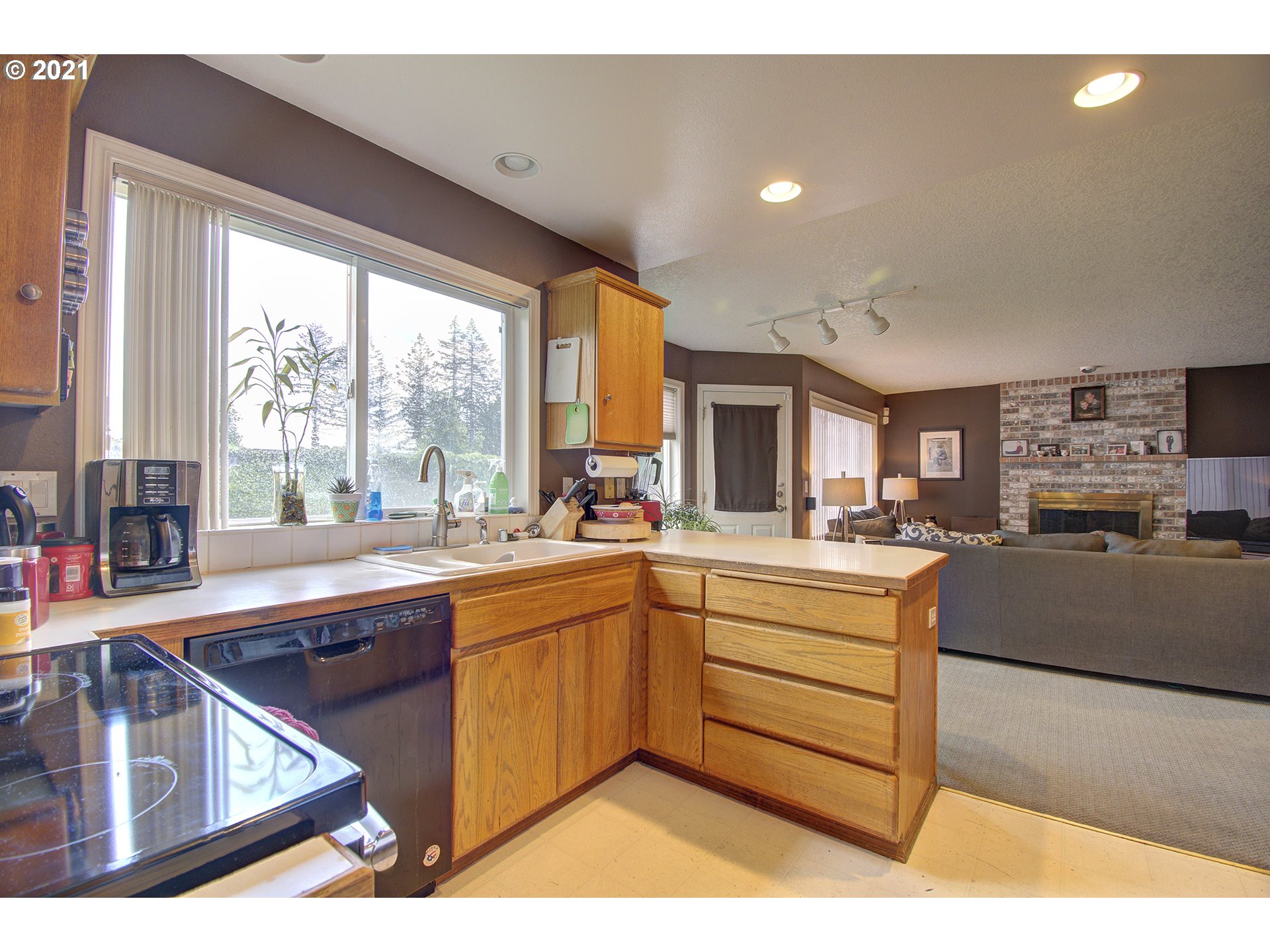 5528 Northwest Jackson Loop Camas, WA 98607 - Photo 8 of 27 Gallery Image 8