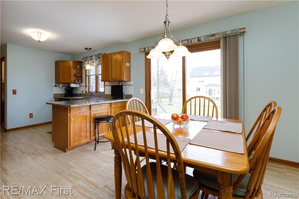 3572 Mildred Avenue Rochester Hills, MI 48309 - Photo 4 of 15
