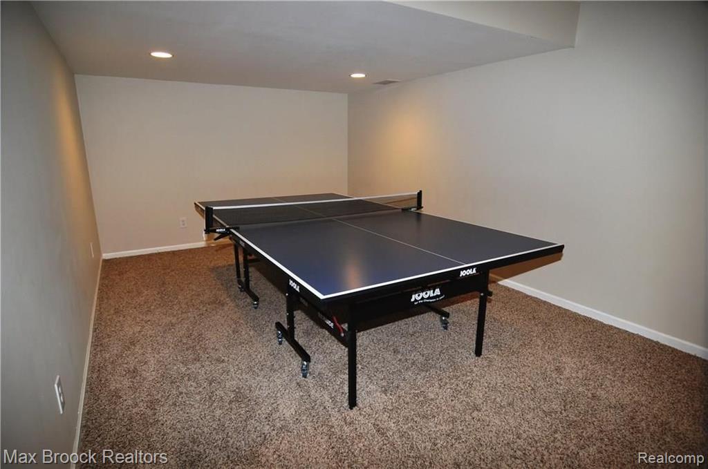 699 Twin Oaks Court Rochester Hills, MI 48307 - Photo 32 of 65