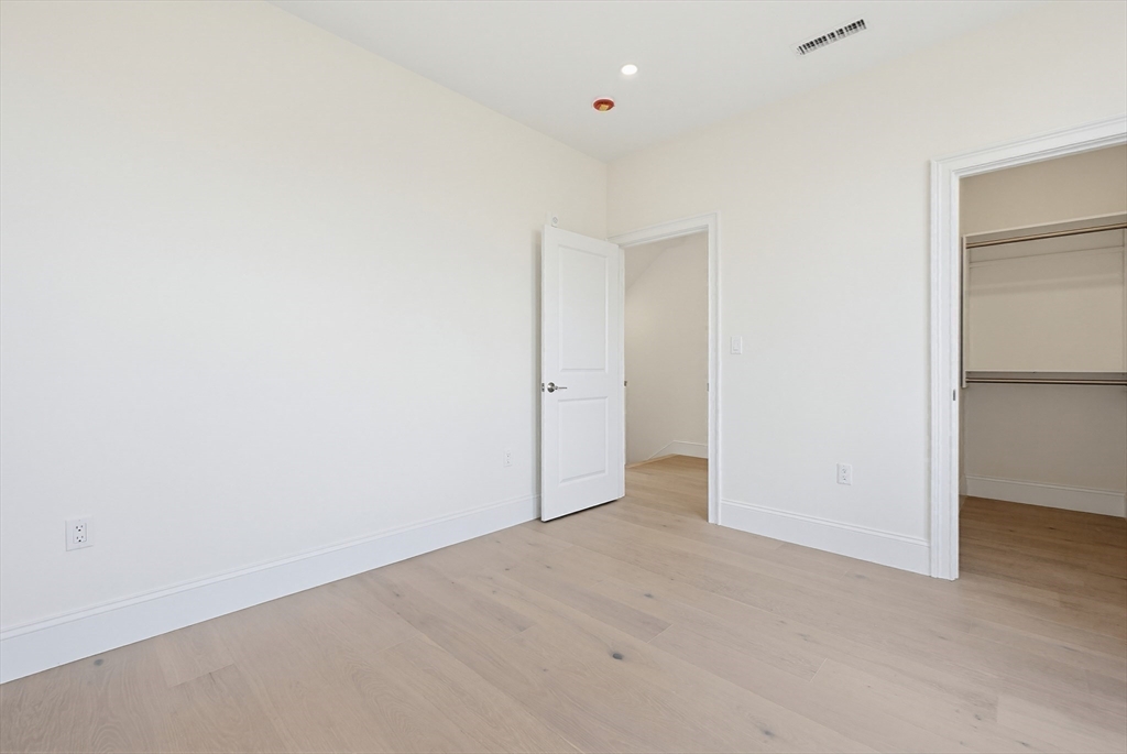 257 R Market Street, Unit B Boston, MA 02135 - Photo 30 of 30