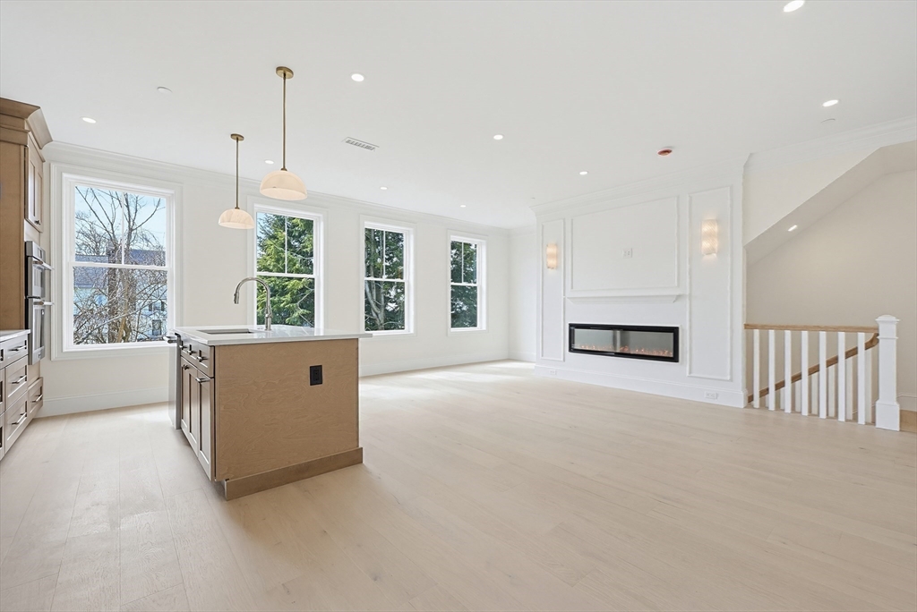 257 R Market Street, Unit B Boston, MA 02135 - Photo 6 of 30