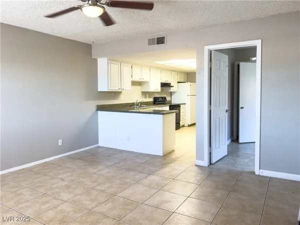 $1,300 | 2217 North Jones Boulevard, Unit 4, Las Vegas, NV 89108