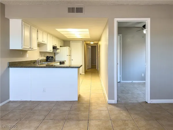 $1,300 | 2217 North Jones Boulevard, Unit 4, Las Vegas, NV 89108