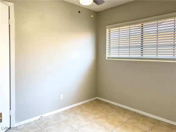$1,300 | 2217 North Jones Boulevard, Unit 4, Las Vegas, NV 89108