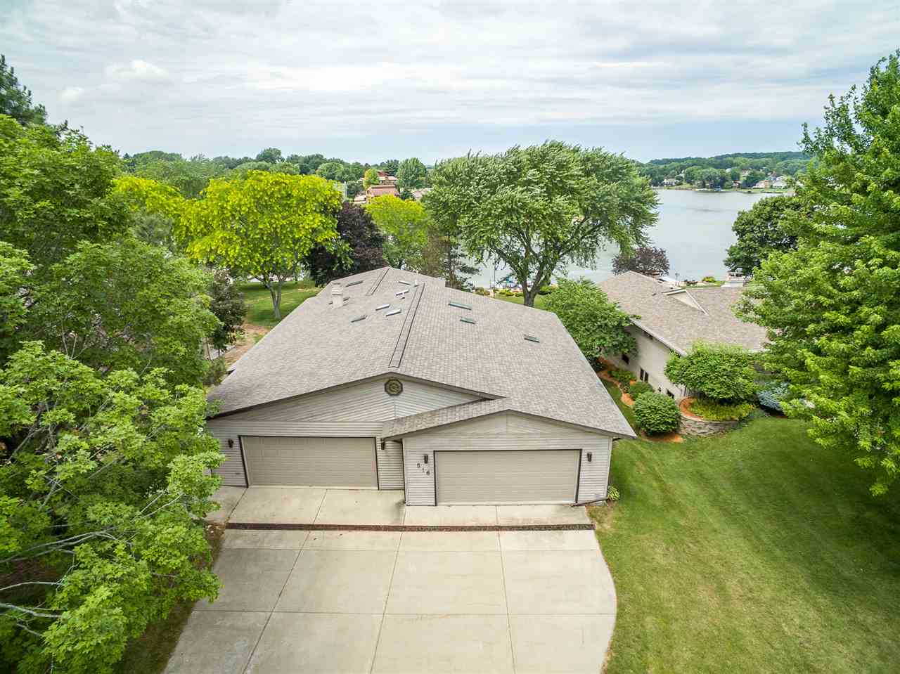516 Baintree Road Davis, IL 61019 - Photo 1 of 25 a view of a outdoor space