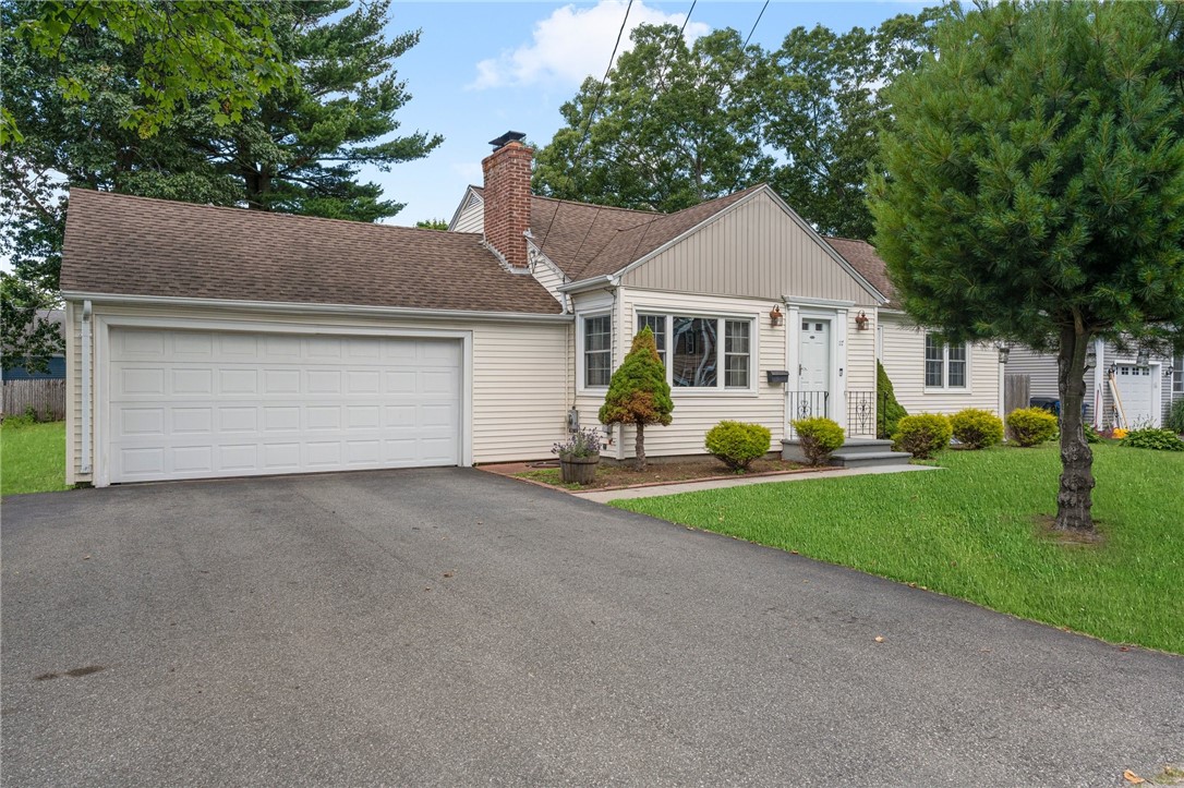 117 Wendell Road Warwick, RI 02888 - Photo 3 of 30 Gallery Image 3