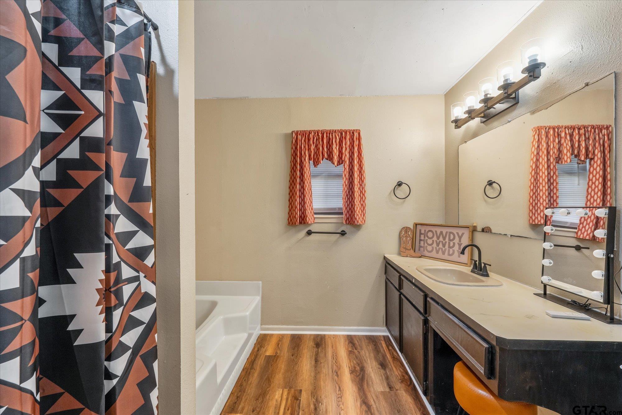 226 Colonial Circle Athens, TX 75751 - Photo 18 of 29