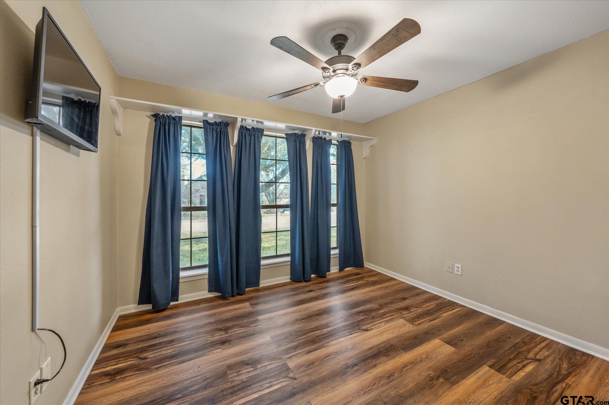 226 Colonial Circle Athens, TX 75751 - Photo 23 of 29