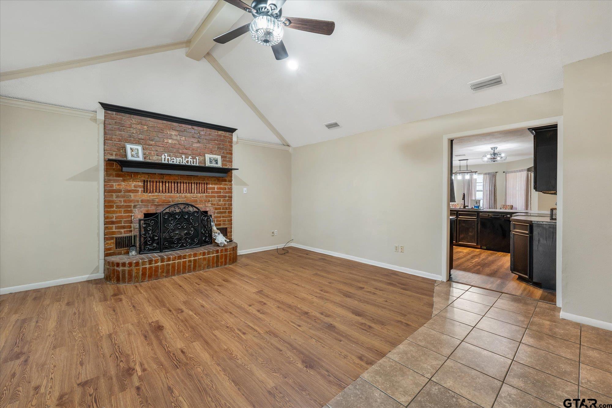 226 Colonial Circle Athens, TX 75751 - Photo 4 of 29