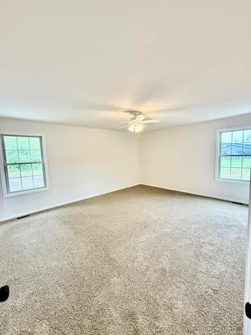 $415,900 | 1622 Elderberry Street Southeast, De Motte, IN 46310