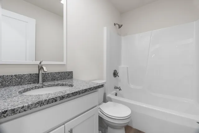 $415,900 | 1622 Elderberry Street Southeast, De Motte, IN 46310