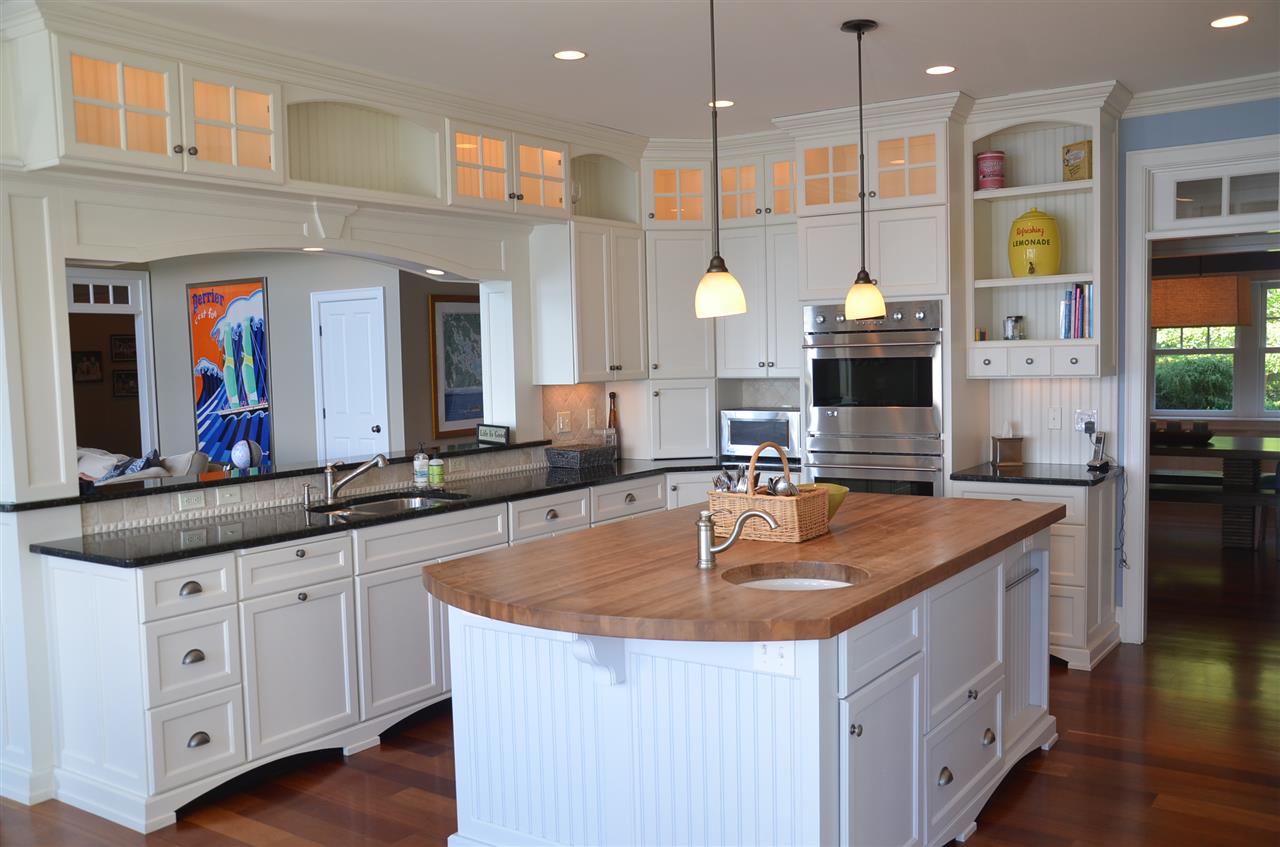 129 Shore Road Gilford, NH 03249 - Photo 21 of 39