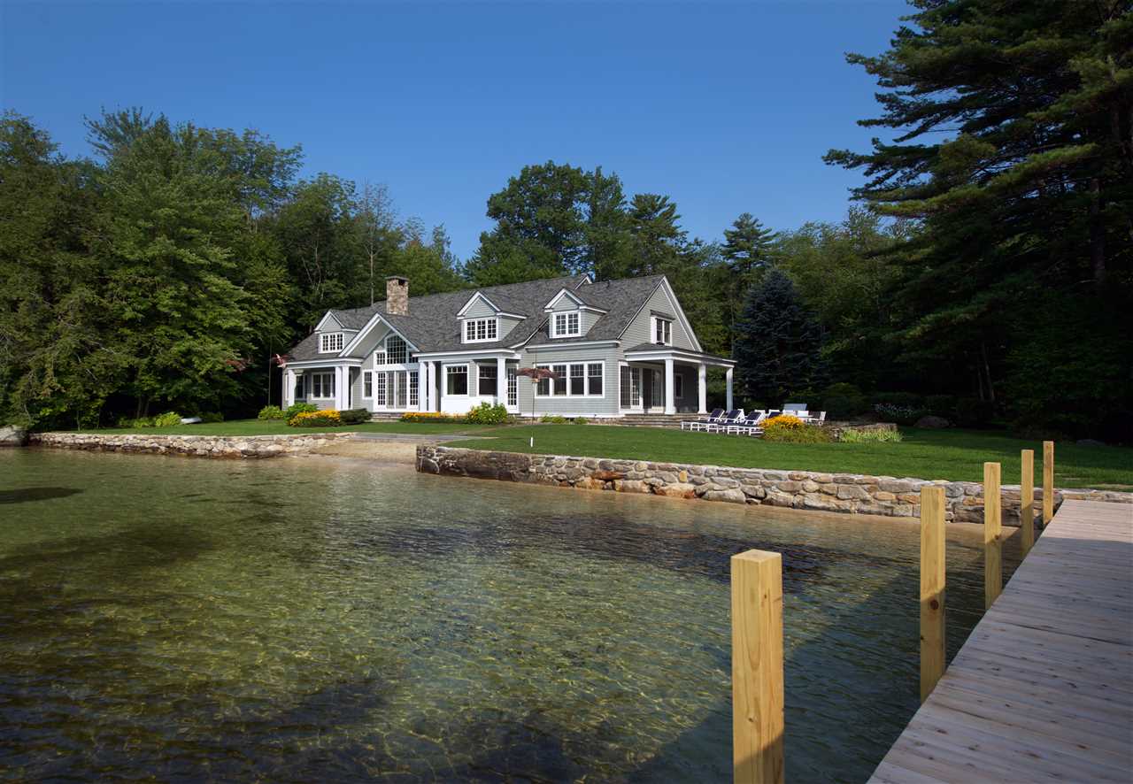 129 Shore Road Gilford, NH 03249 - Photo 4 of 39