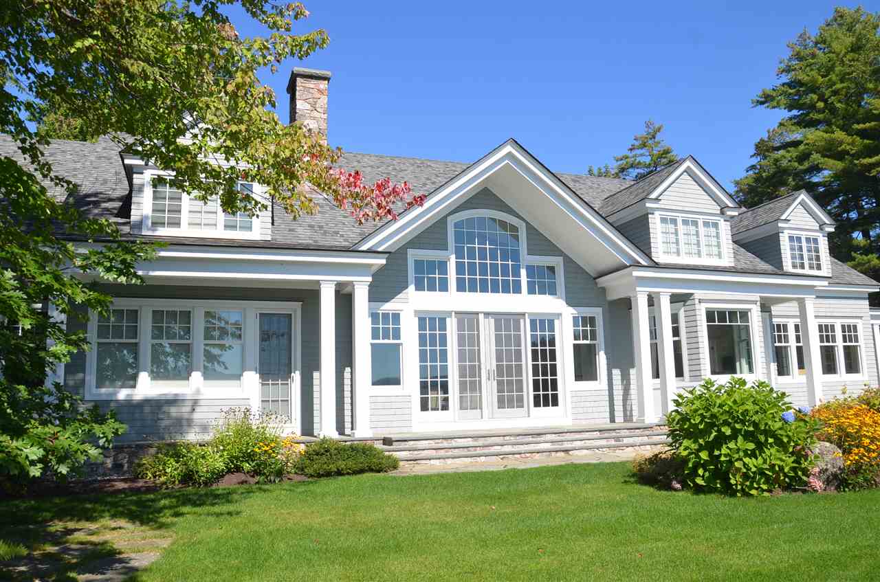 129 Shore Road Gilford, NH 03249 - Photo 6 of 39