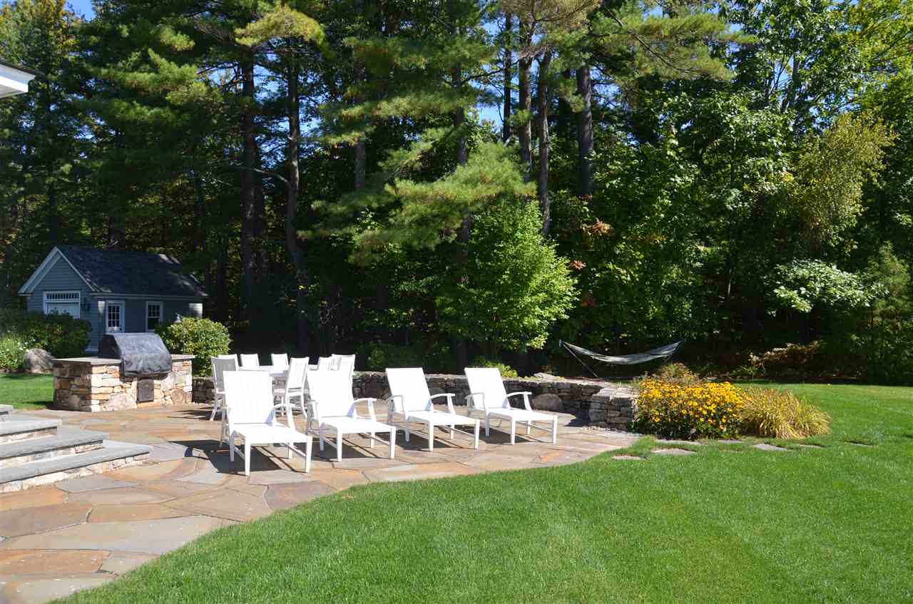 129 Shore Road Gilford, NH 03249 - Photo 8 of 39