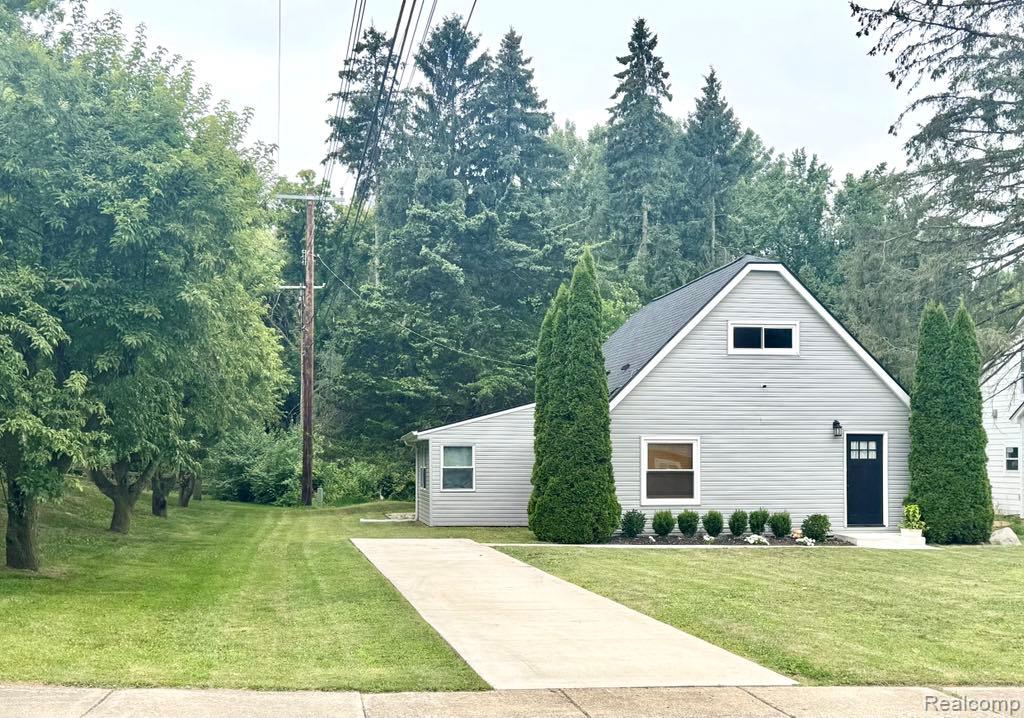 3344 Bathurst Avenue Rochester Hills, MI 48309 - Photo 3 of 19