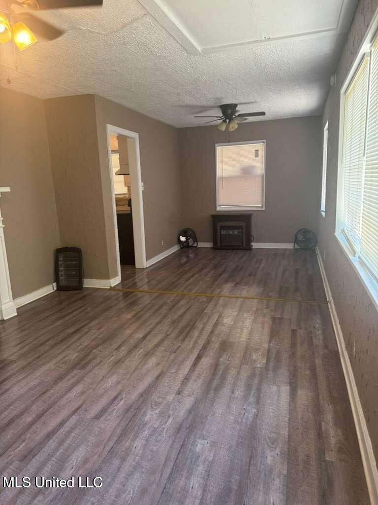 2677 Shannon Street Jackson, MS 39212 - Photo 3 of 11 20251203171857642802000000-o