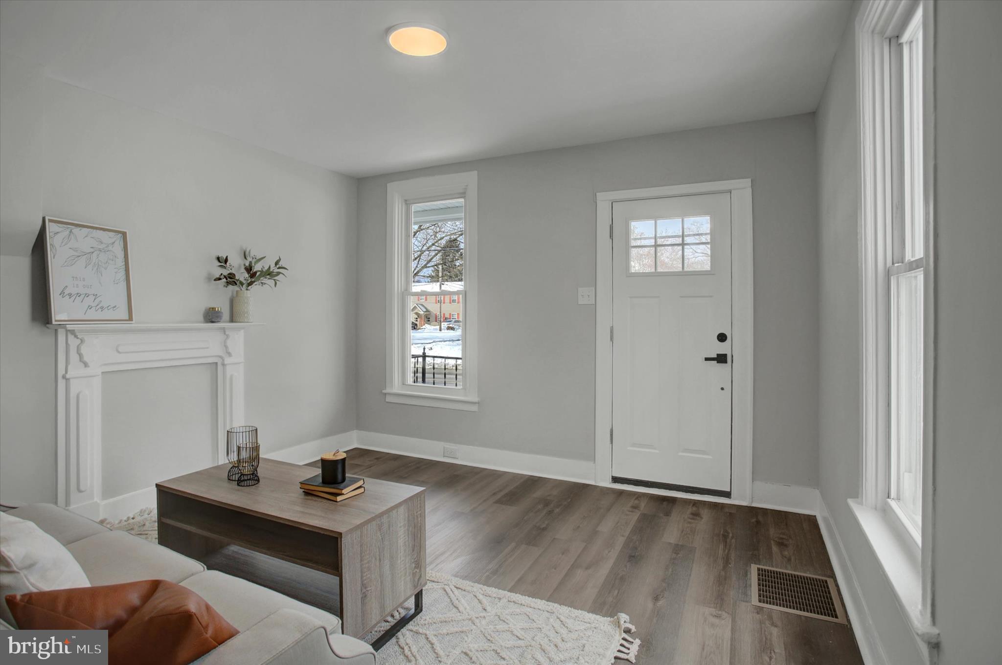 830 Broad Street Chambersburg, PA 17201 - Photo 7 of 27