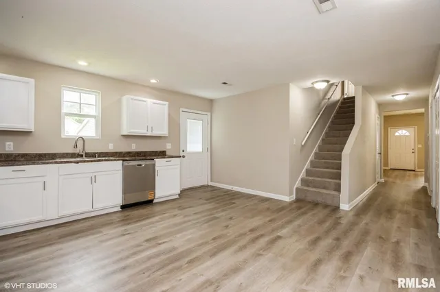 $142,900 | 713 South Jackson Street, Litchfield, IL 62056