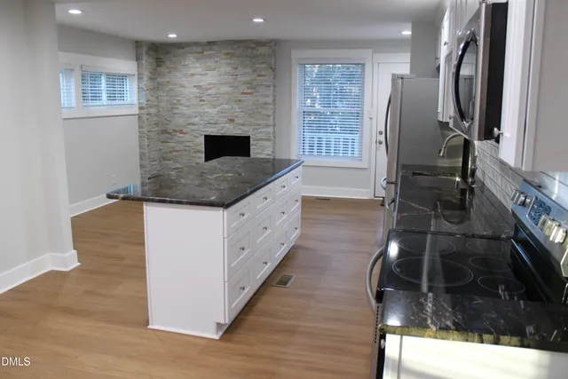 $2,600 | 2812 Mayview Road, Raleigh, NC 27607