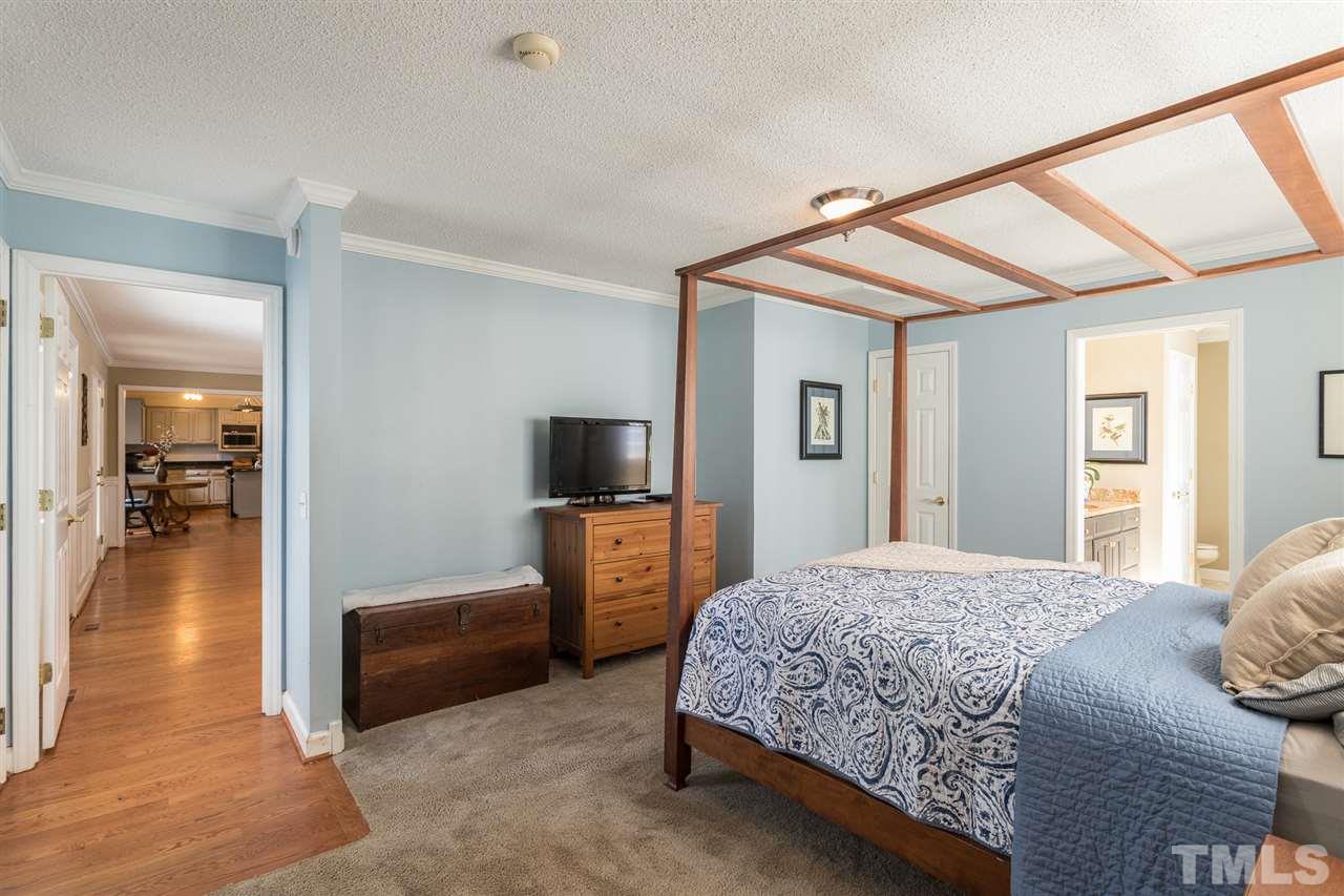 4008 Graham Newton Road Raleigh, NC 27606 - Photo 12 of 30 Gallery Image 12
