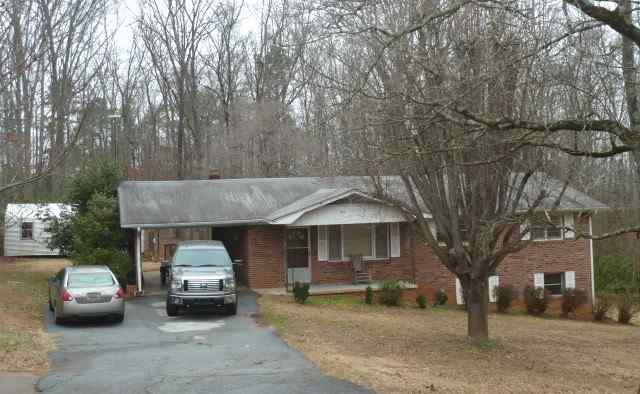 111 State Rd S-37-381 Seneca, SC 29678 - Photo 1 of 13 Gallery Image 1