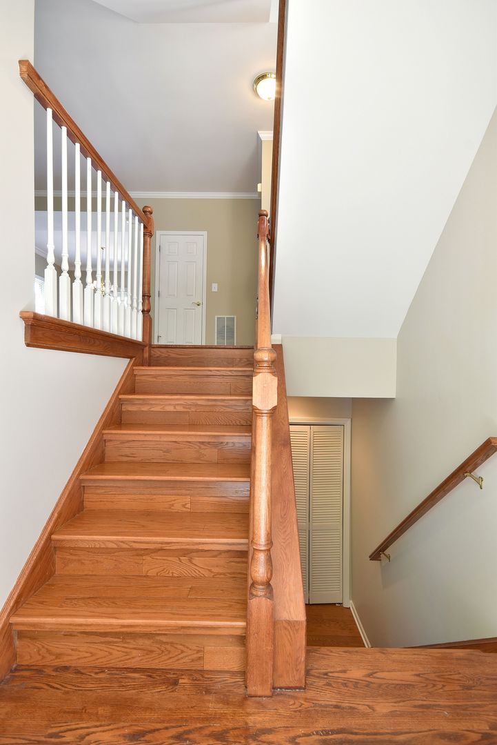 202 North Addison Avenue Elmhurst, IL 60126 - Photo 18 of 36 a view of entryway with wooden floor