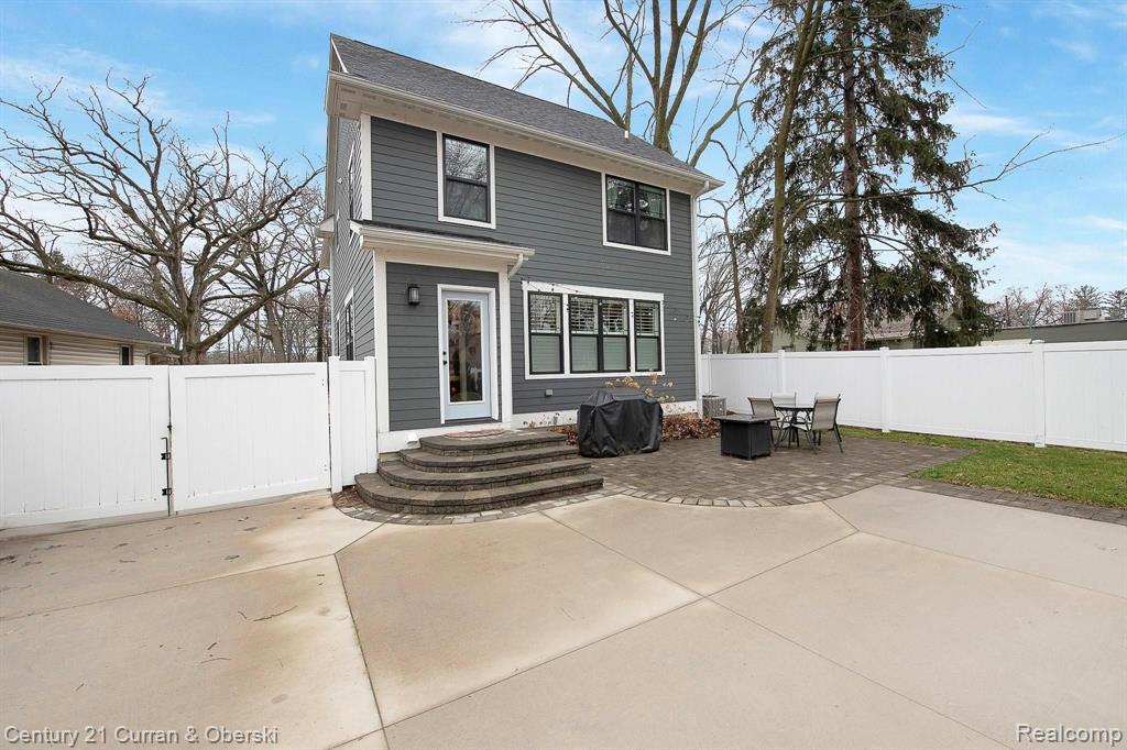 2418 South Rochester Road Royal Oak, MI 48073 - Photo 36 of 40 Gallery Image 36