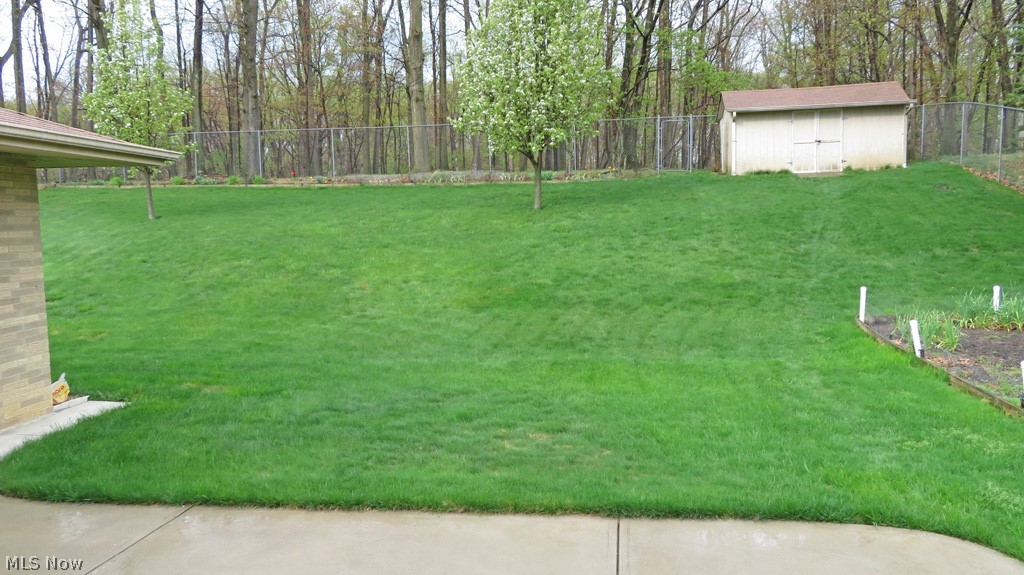 6116 Rousseau Drive Parma, OH 44129 - Photo 12 of 13