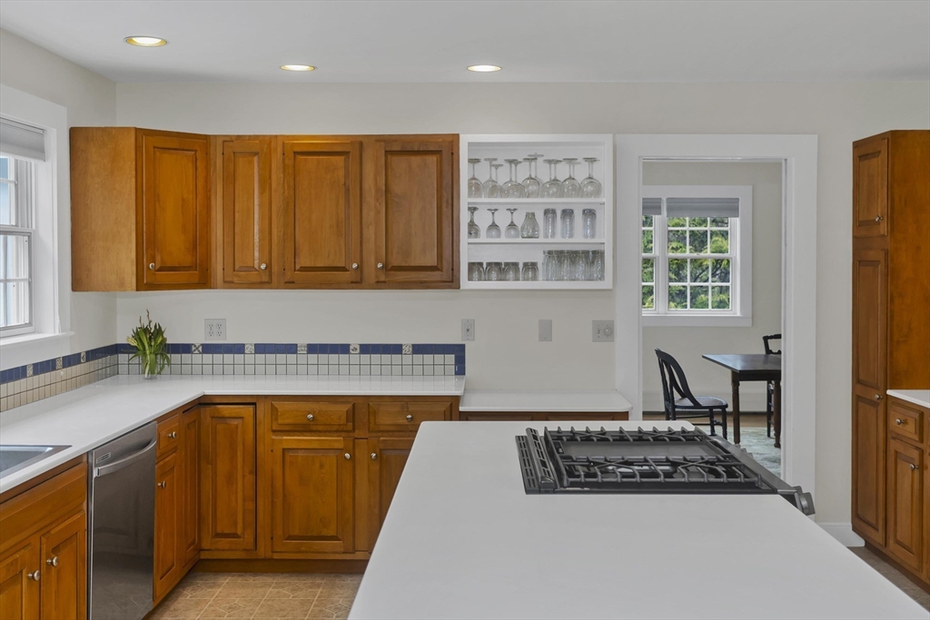 36 Trillium Way Amherst, MA 01002 - Photo 18 of 42