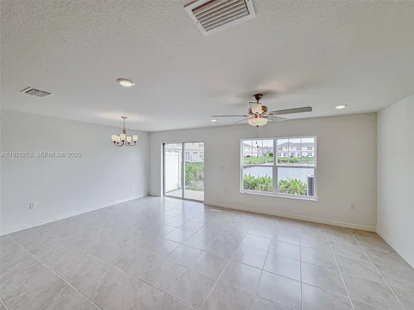 $1,950 | 15031 Caspian Tern Court, Unit 102, Fort Myers, FL 33917