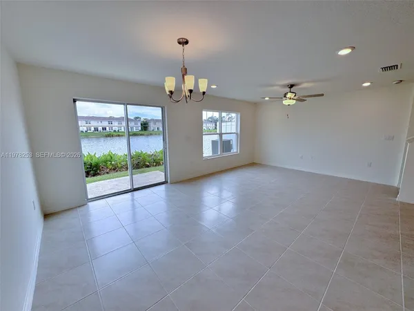 $1,950 | 15031 Caspian Tern Court, Unit 102, Fort Myers, FL 33917