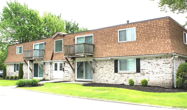 $1,395 | 4369 Chestnut Ridge Road, Amherst, NY 14228