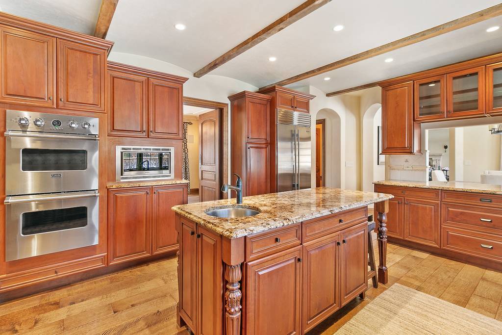 285 Rugby Road North Barrington, IL 60010 - Photo 11 of 45