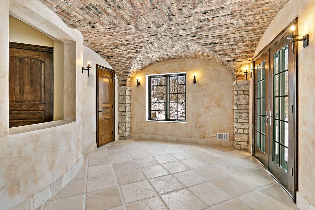 285 Rugby Road North Barrington, IL 60010 - Photo 32 of 45