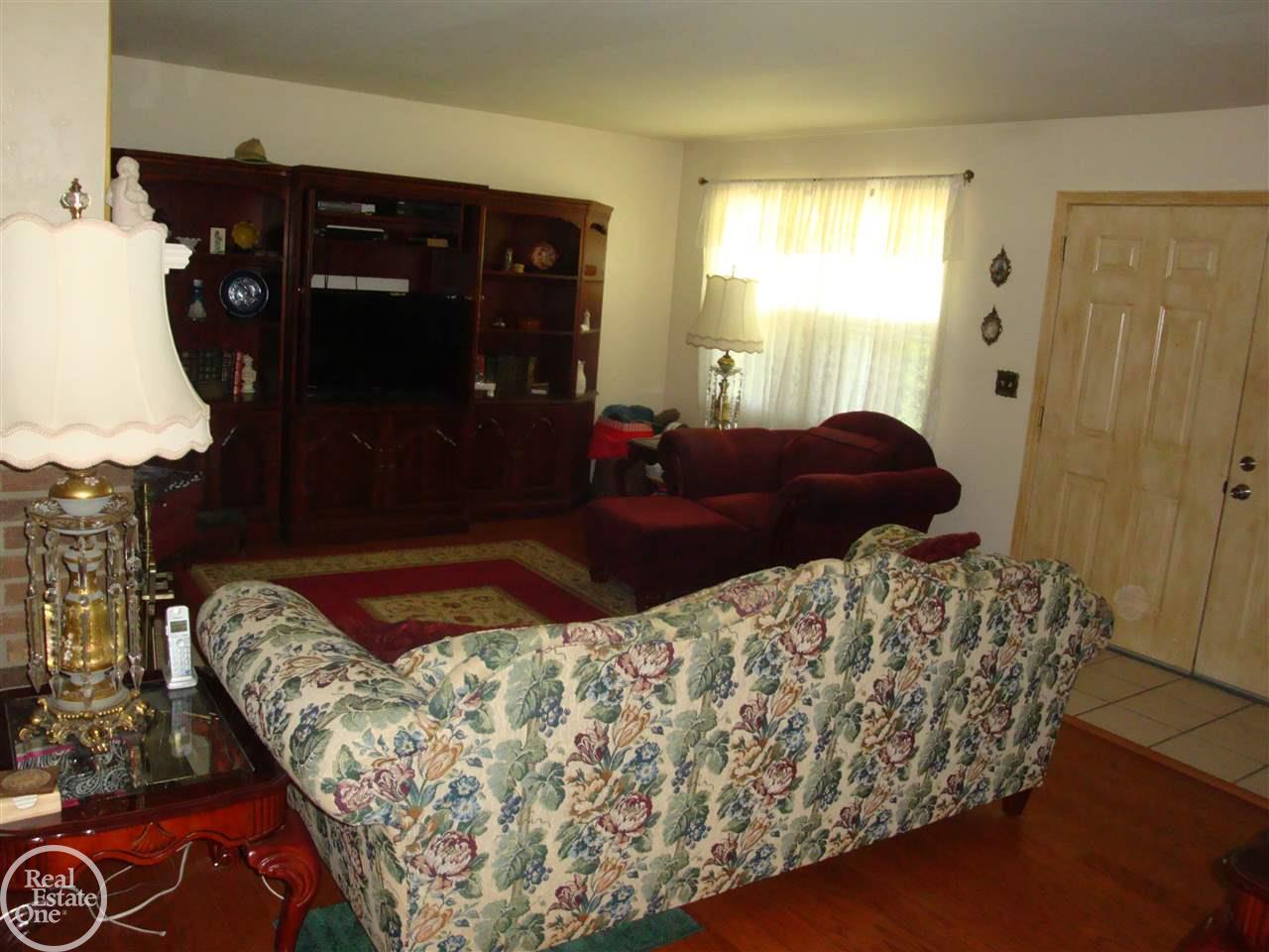 2920 Church Road Columbus, MI 48063 - Photo 7 of 48