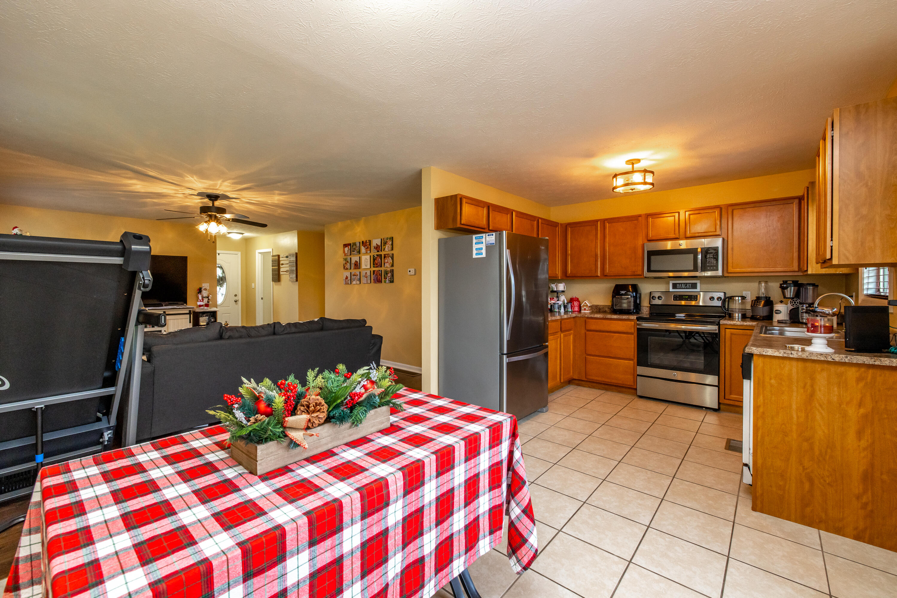 2320 Calico Road Berea, KY 40403 - Photo 9 of 28 2-5