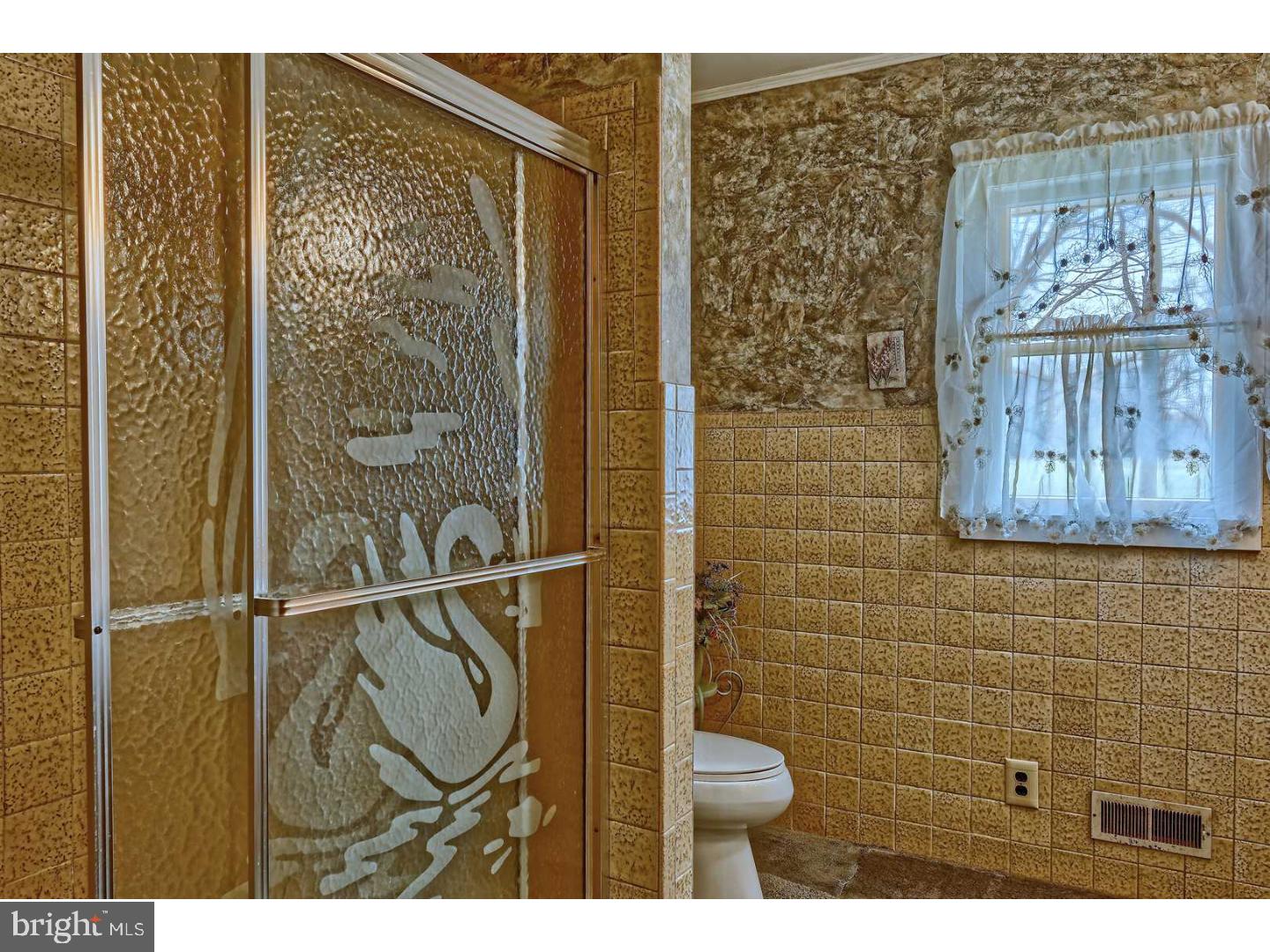 276 East Lake Road Pilesgrove, NJ 08098 - Photo 17 of 25