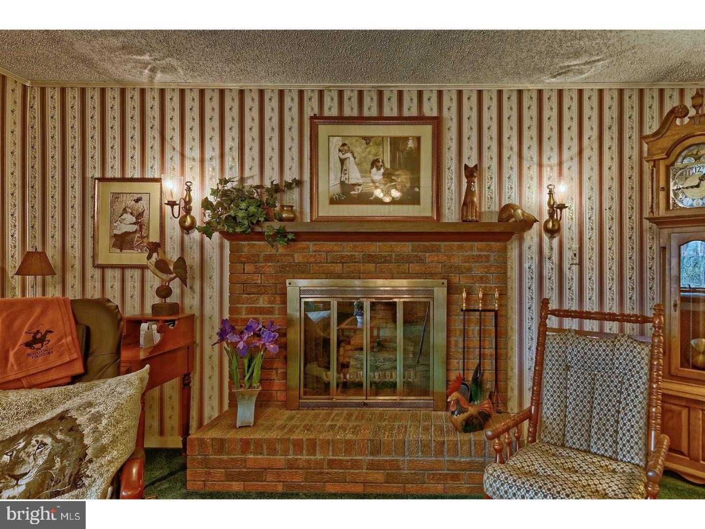 276 East Lake Road Pilesgrove, NJ 08098 - Photo 4 of 25